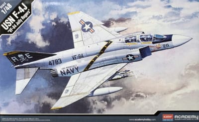Academy Modelbouwpakket Militaire voertuigen - 12305 McDonnell Douglas F-4 Phantom II - F-4J -VF-84 Jolly Rogers- - Straaljager Plastic - 1:48 - Modelbouw
