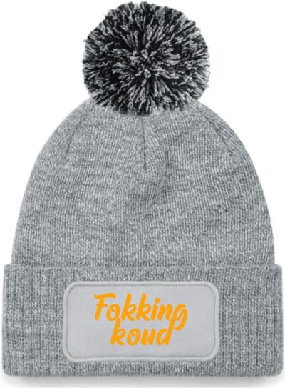 Wintermuts grijs pomp. | fluor oranje - Fokking koud (cursief) - soBAD. | Wintersport | Après ski outfit Warme Muts voor Volwassenen | Heren en Dames Beanie