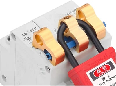 Complete Lockout Tagout Set met 2 RVS Rode Hangsloten voor Veiligheid bij Schakelaars en Stopcontacten