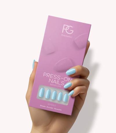 Pink Gellac Press On Nails - 266 Baby Blue - Round Medium Plaknagels - 30 Press On Nagels Met Lijm, 30 Plakstickers, Cleaner Wipe, Nagelvijl, Woodstick en Size Matcher - Snel Aan Te Brengen Plak Nagels - Voor 7-14 Dagen Mooie Nagels