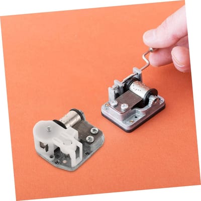 Dailygoods- Muziekdoos Dubbele As - Muziekdoos voor Doe-Het-Zelf - Muziekdoos met Mechanisme - Muziekdoos voor Knutselprojecten - Zwart - Afmetingen 5x4,5x3,5 cm - Muziekmechanisme