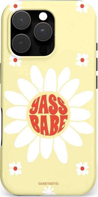 Casetastic hoesje geschikt voor Apple iPhone 16 Pro - MagSafe - Dubbellaagse bescherming - Yass babe - Fashion Case - Crème Wit
