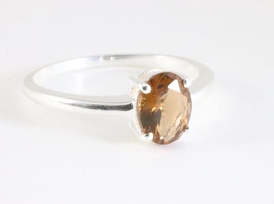 Fijne hoogglans zilveren ring met rookkwarts - maat 18