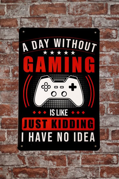 Game decoratie - A day without gaming - Gameroom accessoires - Metalen wandbord - Gaming - Gamer - Metal sign - Tekstbord - Wandborden - 20 x 30cm