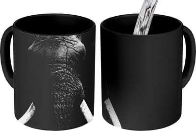 Magische Mok - Foto op Warmte Mokken - Koffiemok - Olifant - Wilde dieren - Zwart - Wit - Portret - Magic Mok - Beker - 350 ML - Theemok