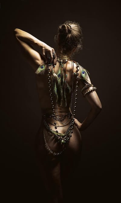 Schilderij - The Woman - Collectie Fashionista - Fine Art Plexiglas met aluminium profiel - 70x118cm