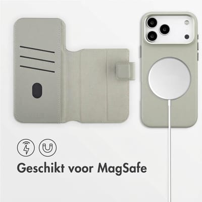 Accezz Hoesje - Geschikt voor Apple iPhone 17 Pro Max - Leather Bookcase 2-in-1 geschikt voor MagSafe - Light Grey