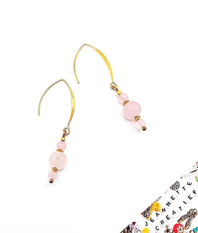 Jeannette-Creatief® - Natuursteen - Rozenkwarts Goud - Oorbellen Dames - Dames Oorbellen - Oorbellen met Natuursteen - Oorbellen - Oorbellen met Rozenkwarts - Oorhangers met Natuursteen - Cadeau - Sieraden - Feestdagen - Valentijn