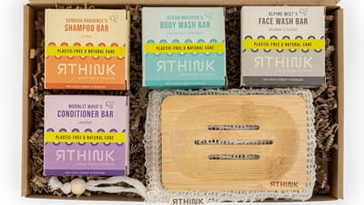Natuurlijke Zeep Bars 4‑Stuks Set met Houder & Zakje – Vegan, Plasticvrij – Voor Gezicht, Haar & Lichaam