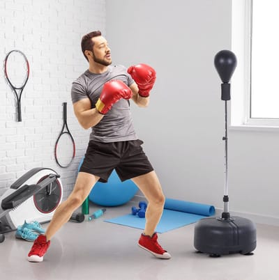 MEUNIQ Punchingball set staand verstelbaar 136-154 cm met voet en 4 zuignappen inclusief 1 paar handschoenen voor bokstraining en reactietraining zwart