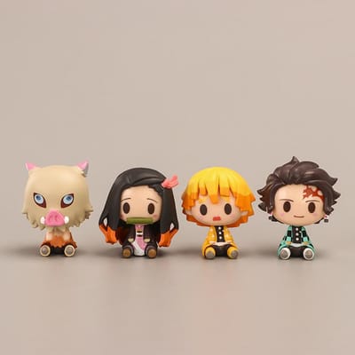 4 Stuks/Set Demon Slayer Kimetsu No Yaiba Q Versie Zittende Figuren Tanjiro Nezuko Zenitsu Inosuke PVC Desktop Ornamenten Figuur Speelgoed beige