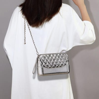 Nouveau Sac Vagabond d'Automne et d'Hiver Sac pour Femme en Cuir Véritable Sac Bandoulière Petit Sac Petite Chaîne Boule Dorée Petit Sac Carré gray