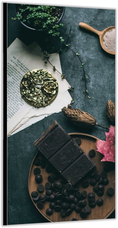 KuijsFotoprint - Schilderij - Chocola Met Plant Papieren - Wit, Groen En Bruin - 200 X 100 Cm