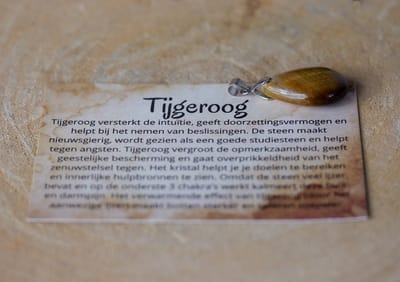 Tijgeroog Hanger, edelstenen - Perfect cadeau voor mannen en vrouwen - Inclusief uitleg - Spiritueel - Tigereye - Intuïtie - Zelfvertrouwen - Beslissingen - Studiesteen - Opmerkzaamheid - Angsten - 100% NATUURLIJK