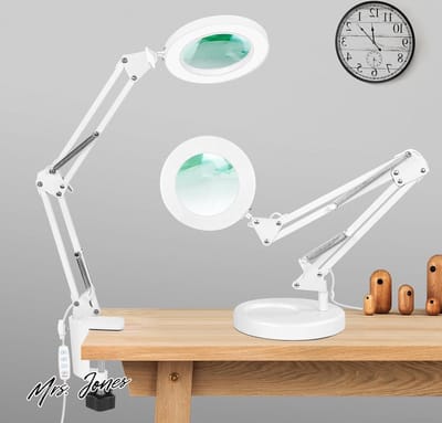 Mrs. Jones 2-in-1 Vergrootglas Bureaulamp 5X LED Klem Verstelbare Draaibare Arm Bureau Lamp 3 Kleuren .