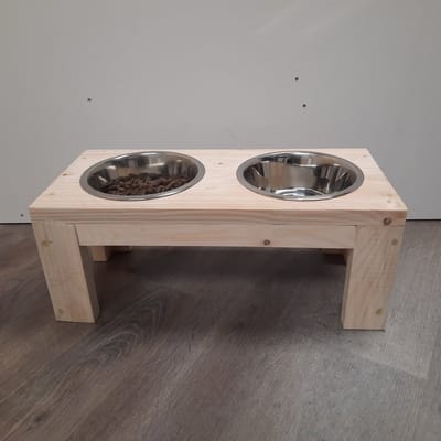Houten honden voerbak en drinkbak “Bica” - nieuw steigerhout - voor de hond