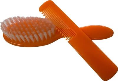 Babyborstel en kam - Babyborstel - Borstel voor je baby - Zachte borstel voor babyharen- Kraamcadeau - Cadeau - Baby accessoire - Babycadeau - Oranje - Set van borstel en kam - CHPN