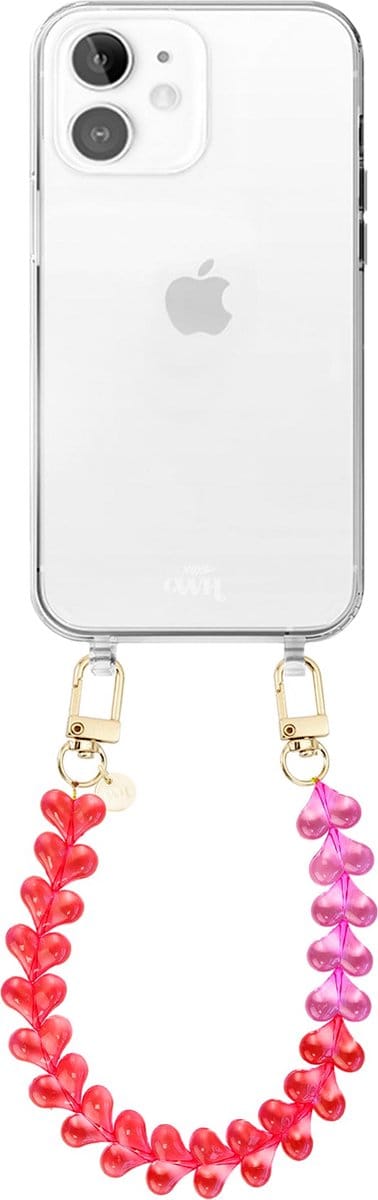 xoxo Wildhearts siliconen hoesje geschikt voor iPhone 12 hoesje - Funky Hearts - Telefoonhoesje - Hoesje met koord - Transparant Roze met Rood koord - kort telefoonkoord - Hartjes ketting - Transparant hoesje