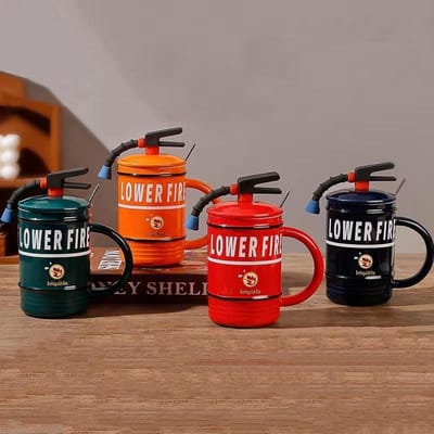 Creatieve Olietank Mok Gepersonaliseerde Keramische Kop Grappige Waterbeker Koppelsbeker Grote Capaciteit met Deksel met Rietje Cadeau FCL 60/four-color mixed red