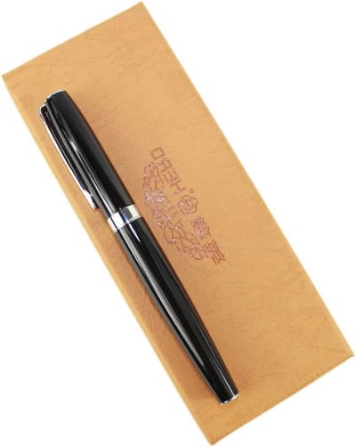 Deluxe Hero Medium Vulpenhouder met Kunstnib in Zwart - Inclusief Originele Doos, Perfect voor Schrijven en Tekenen