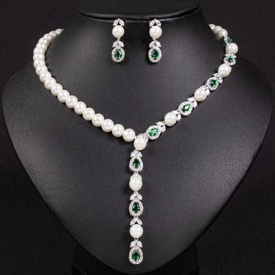 Dames Lichte Luxe Design Elegante Imitatie Parels Ketting Oorbellen Set Modieus En Veelzijdig Niche Design Gevoel Set gray