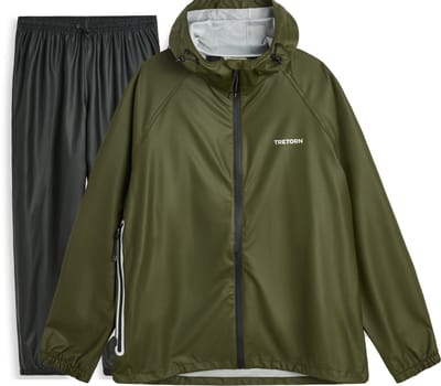 Donkergroen met zwarte broek ademende regenpak Packable Rainbreaker van Tretorn M