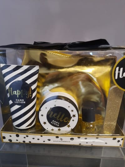 huidverzorging geschenkset - geschenk vrouwen verjaardag - moeder dag - kerst - valentijn - geschenk voor elke gelegenheid