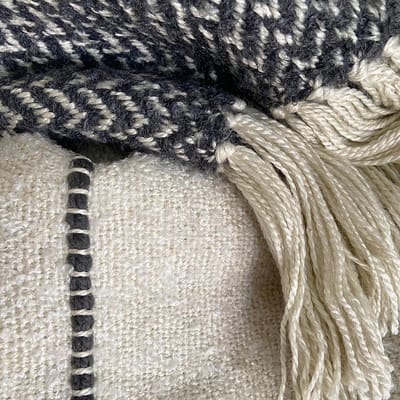Malagoon - Berber offwhite throw