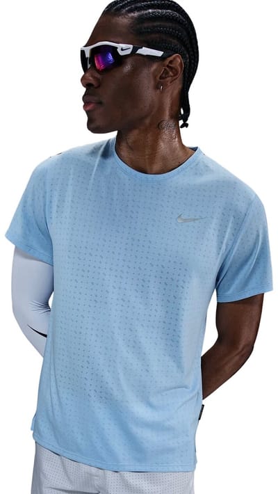Nike Miler Breathe Dri-fit Heren T-shirt Hj4181-422 - Kleur Blauw - Maat XXL