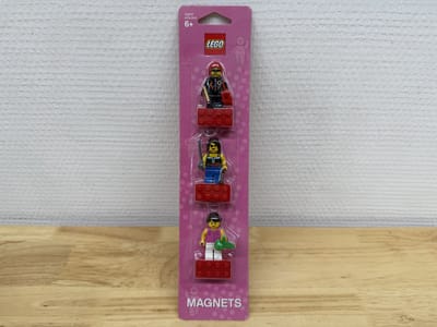 LEGO 852948 Female Minifigure Magnet Set Blister Pack