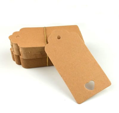 Labels Bruin Hartje - 9 x 4.5 cm. - 100 stuks - stevig karton - met voorgestanst gaatje - prijslabels - cadeaulabels - winkels