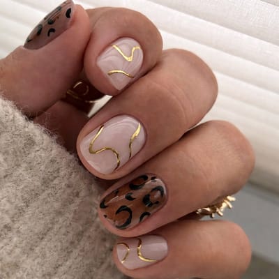 Lumière couture ® - Plaknagels - panter - goud - nailart - nude - press on nails - kunstnagels - korte plak nagels - nepnagels- nagelset- zelfklevende nagels- zonder lijm - fake nails-
