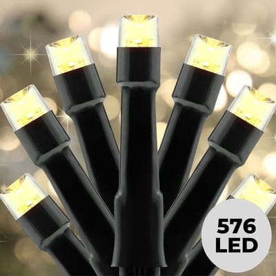 Lomera Clusterverlichting Warm Wit - 576 LED Lampjes - 4 Meter Lengte - 8 Lichtfuncties - Geheugenfunctie - Binnen en Buiten - IP44 Waterdicht - Energiezuinig LED - Kerstboomverlichting - Kerstverlichting - Lichtsnoer Warm Wit - Kerstlampjes