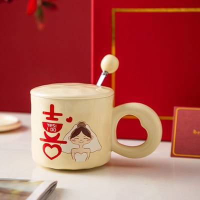Bruiloft Bruiloft Souvenir Praktisch Klein Cadeau voor Meisjes Keramische Mok met Deksel Waterbeker Kopje Huishouden Koppelsbeker 300ml beige