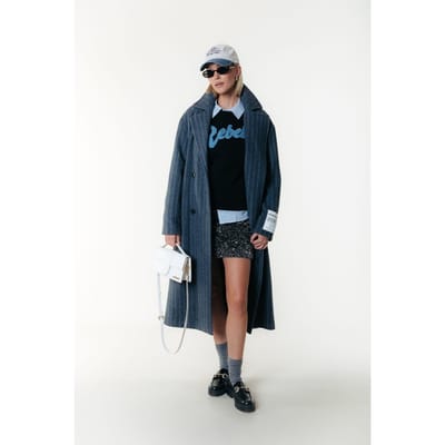 Colourful Rebel Denim Patch Relaxed Sweat Black Size: XS | Sweaters Outlet | Dames | Zwart
