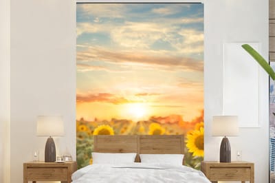Behang - Fotobehang Zonnebloem - Zon - Bloemen - Breedte 195 cm x hoogte 300 cm