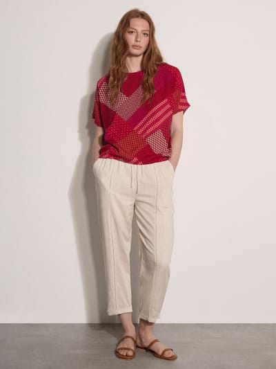 T-shirt met textuur en geometrische patchwork
