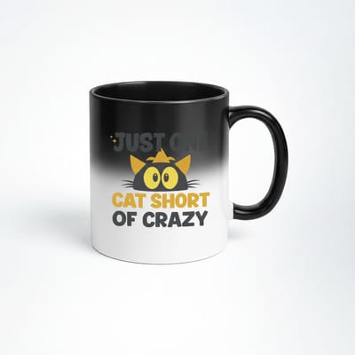 Just One Cat Short of Crazy - Magische Mok