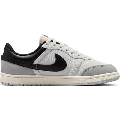 Nike Air Jordan Skyline Low - Maat 40 - Summit White/Light Smoke Grey/Sail/Black / Wit Grijs - Air Jordan - Lifestyle - Dames Sneakers voor Vrouwen