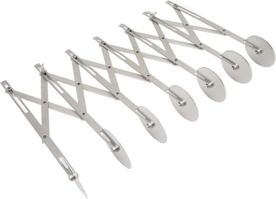 Deegsnijder met wielen - Taartverdeler - Keukenwerk - Zeven snijwielen - 24.5 cm - Zilverkleurig