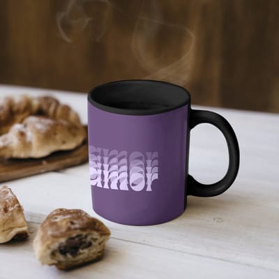 Magische Mok - Foto op Warmte Mokken - Koffiemok - Mucho amor - Paars - Grafisch - Magic Mok - Beker - 350 ML - Theemok - Mok met Tekst