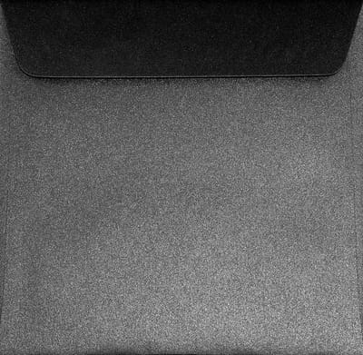 Metallic (parelmoer) zwarte enveloppen A5 - 170 x 170 mm - 25 stuks - HK zelfklevend met plakstrip - 125 gram - Sirio Pearl - Netuno