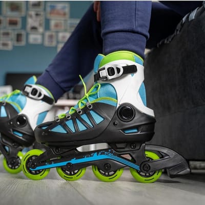 Verstelbare rolschaatsen in zwart met duurzame PP-materiaal, vervangende sluiting voor veilig inline skaten en optimaal rijcomfort, set van 2 stuks