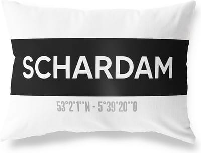 Tuinkussen SCHARDAM - NOORD-HOLLAND met coördinaten - Buitenkussen - Bootkussen - Weerbestendig - Jouw Plaats - Studio216 - Modern - Zwart-Wit - 50x30cm