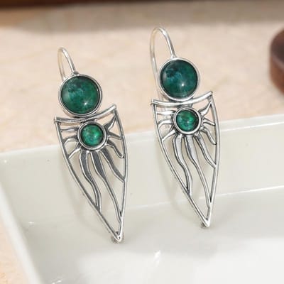 Boucles d'oreilles pour femme Design Vintage Couleur Argent Incrustées de Pierres Vertes Métal Ethnique Géométrie Sculptées à la Main Boucles d'oreilles Pendantes Femme gray