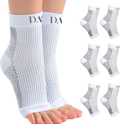 De Millennials - Compressiesokken voor heren en dames - 3 paar - Wit - Maat S/M - Maat 34-40 - Compressie sokken -enkelbandage - voetbandage - compressiekousen - plantar fasciitis sokken - sport - fitness - hardlopen - doorbloeding -