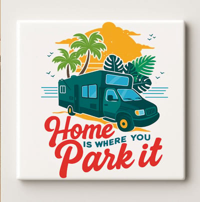 Home Is Where You Park It Camper Art Tegel – 15x15cm Keramische Wanddecoratie, Van Life Reizen Huisdecoratie