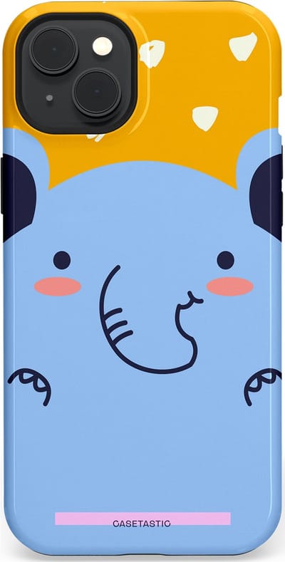 Casetastic hoesje geschikt voor Apple iPhone 15 Plus - MagSafe - Dubbellaagse bescherming - Knuffel van olifant - Fashion Case - Lichtblauw Okergeel