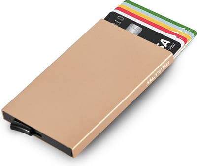 Walletstreet Slim Fit Uitschuifbare Pasjeshouder- Aluminium Creditcardhouder-Card Protector Anti-Skim/ RFID Card Protector 8 Pasjes- kleur Goud