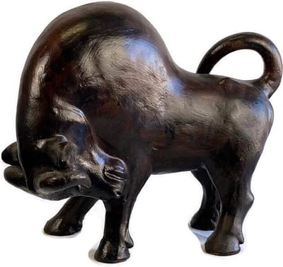 Handgemaakt houten stier / houten figuur / houten sculptuur
